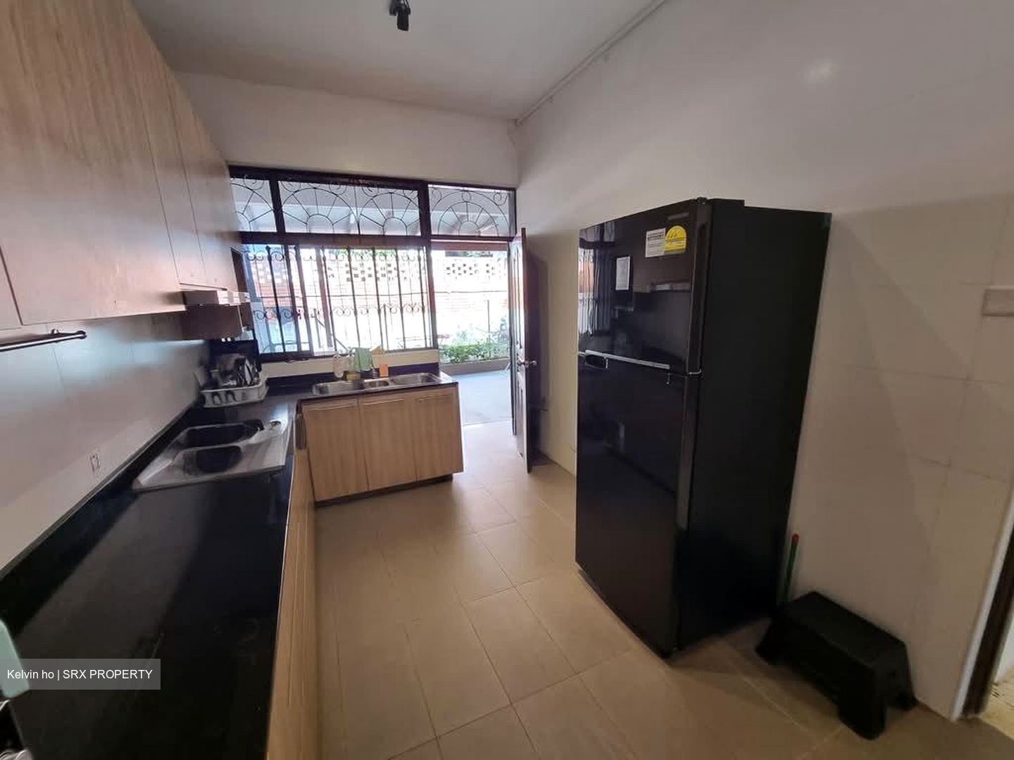 Leith Road (D19), Terrace #532924051